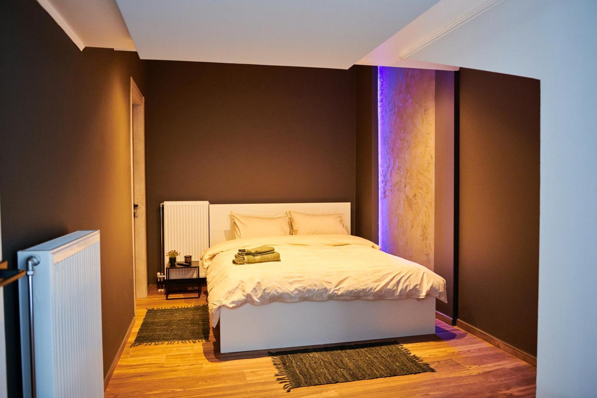 The Skyline Suite Florina Luaran gambar